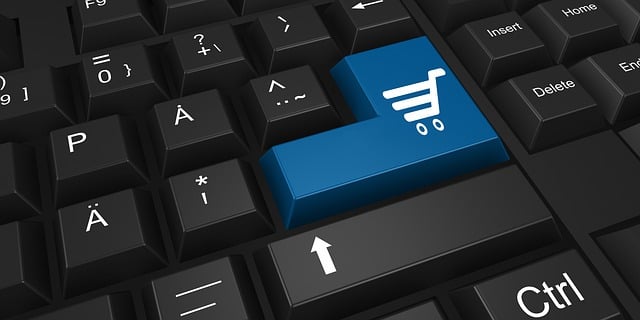 Free shopping online ecommerce illustration