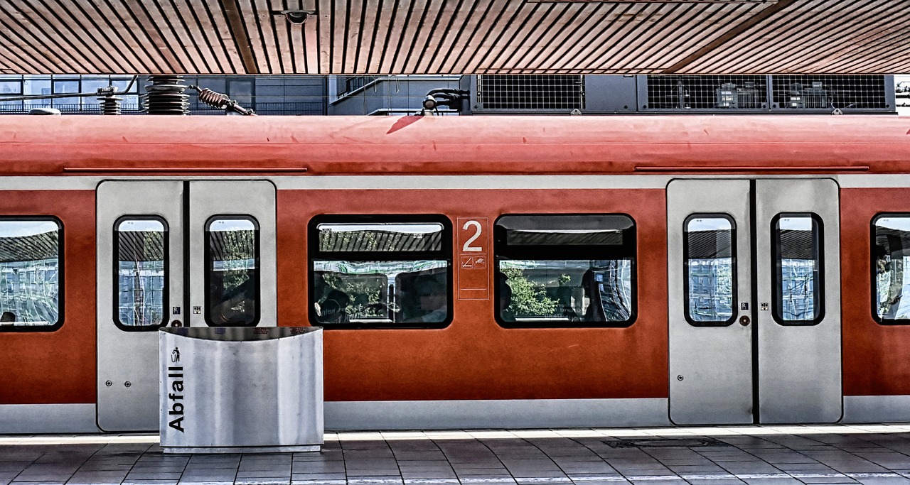 S Bahn Haltestelle In Meiner Nähe pixabay.com