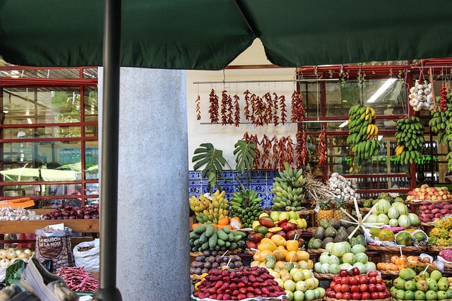 Market, street market, culture and outdoor — photo by Ogutier