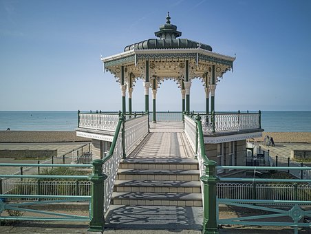 Musikken Pavillon, Fuglebur, Brighton