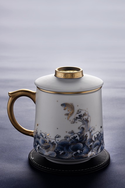 Chinesisch, Porzellan, Gold Cup