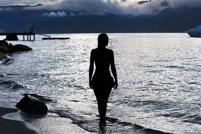 Plus De 600 000 Images De Belle Fille Nue Dans L Eau De La Plage Et De Plus De 600 000 Images De Belle Fille Nue Dans L Eau De La Plage Et De