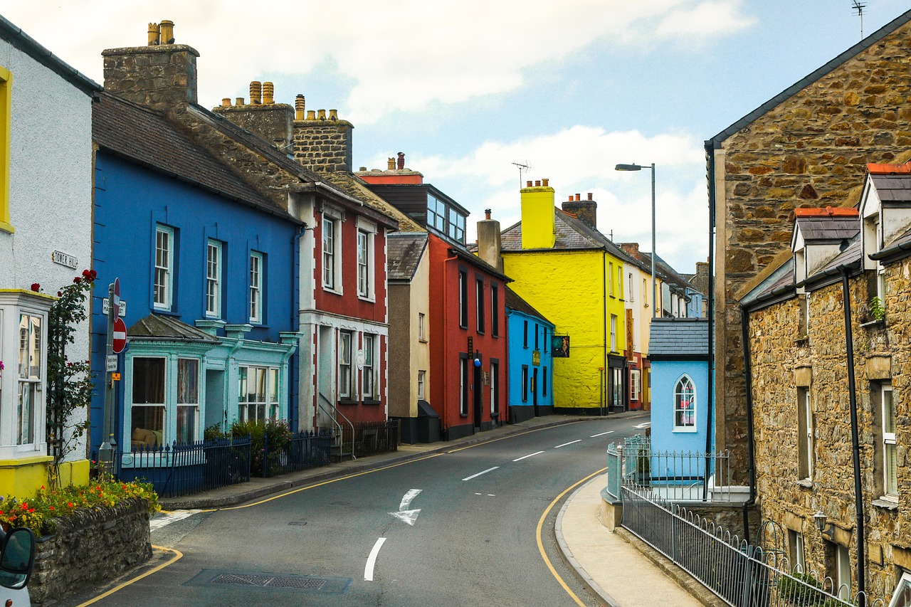 Street - free online jigsaw puzzle photo