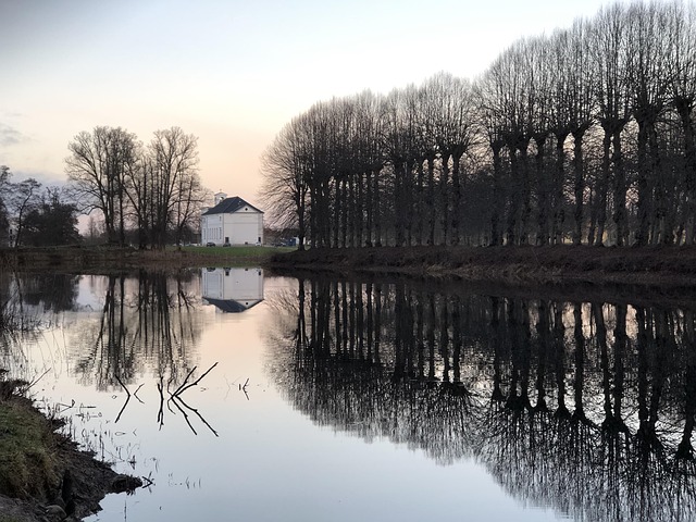 Vinter, Hørsholm, Kirke, Afspejling