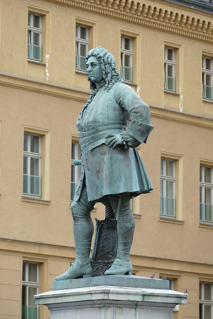 Download free HD stock image of Monument Statue Free Monument Statue photo and picture