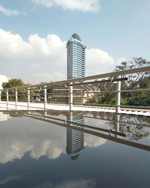 Free Reflection Sky photo and picture