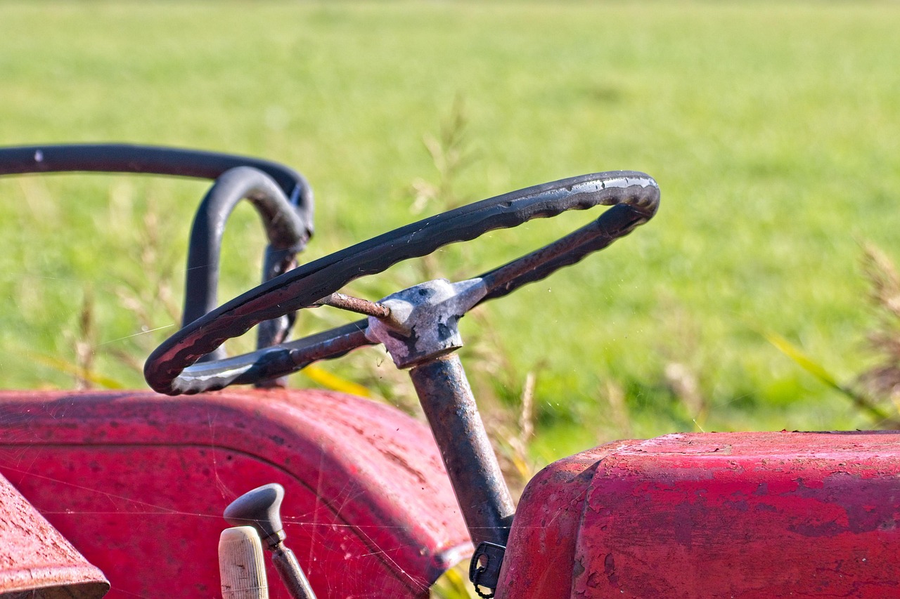 Tractor - free online jigsaw puzzle photo