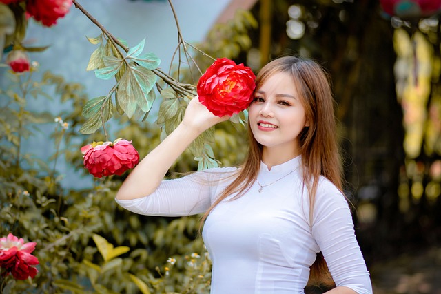 Free Beauty Girl photo and picture