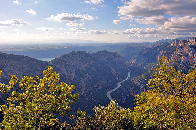 Free Landscape Valley photo and picture