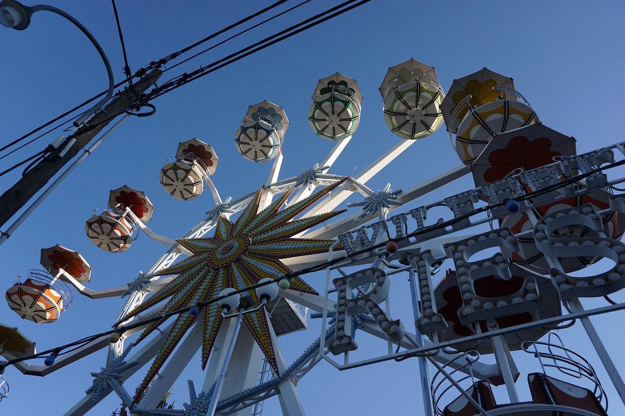 Accessoire de Balançoire Parc d'Attractions Amusant Roue de Bateau Pirate Cadeau Jouet pour Enfants Installation Facile