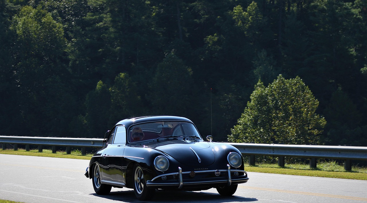Car - free online jigsaw puzzle photo