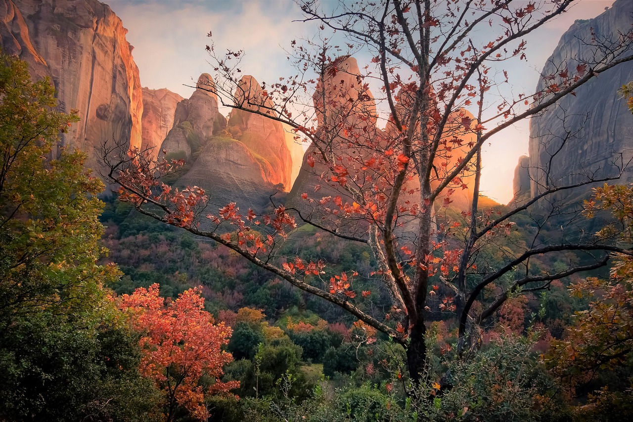 Meteora - free online jigsaw puzzle photo