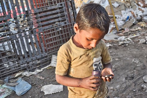 Tugurios, Pobres, Niño, India, H4Zp
