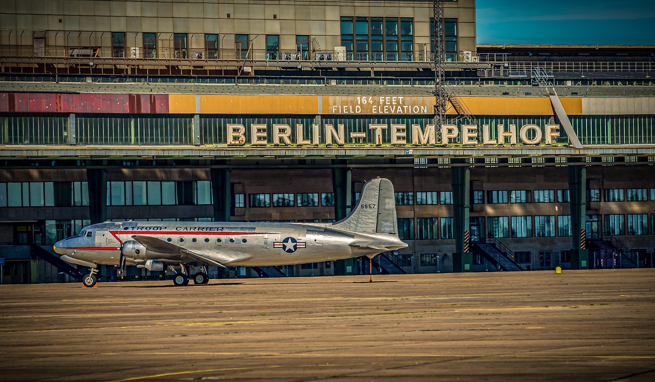 Airport - free online jigsaw puzzle photo
