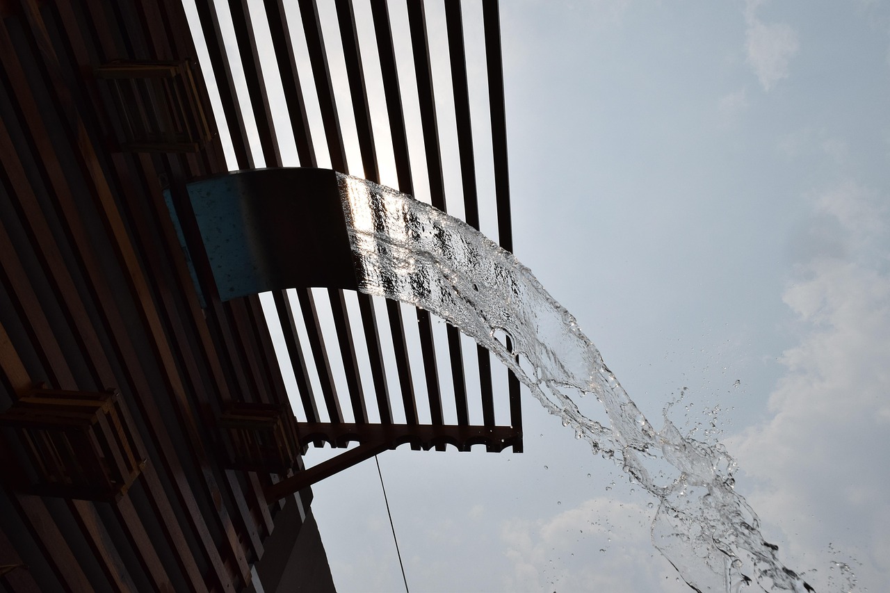 Waterfall - free online jigsaw puzzle photo