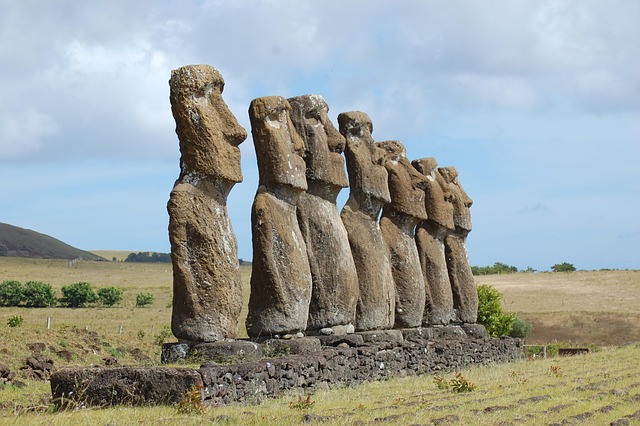 Free Easter Island Rapa Nui photo and picture