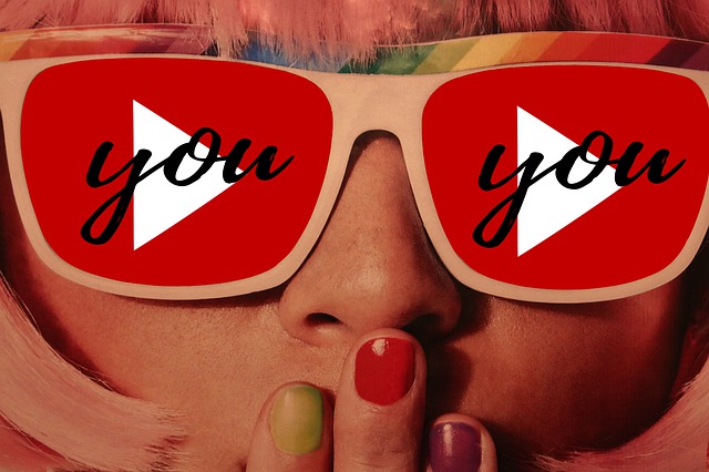 Free girl glasses you tube illustration