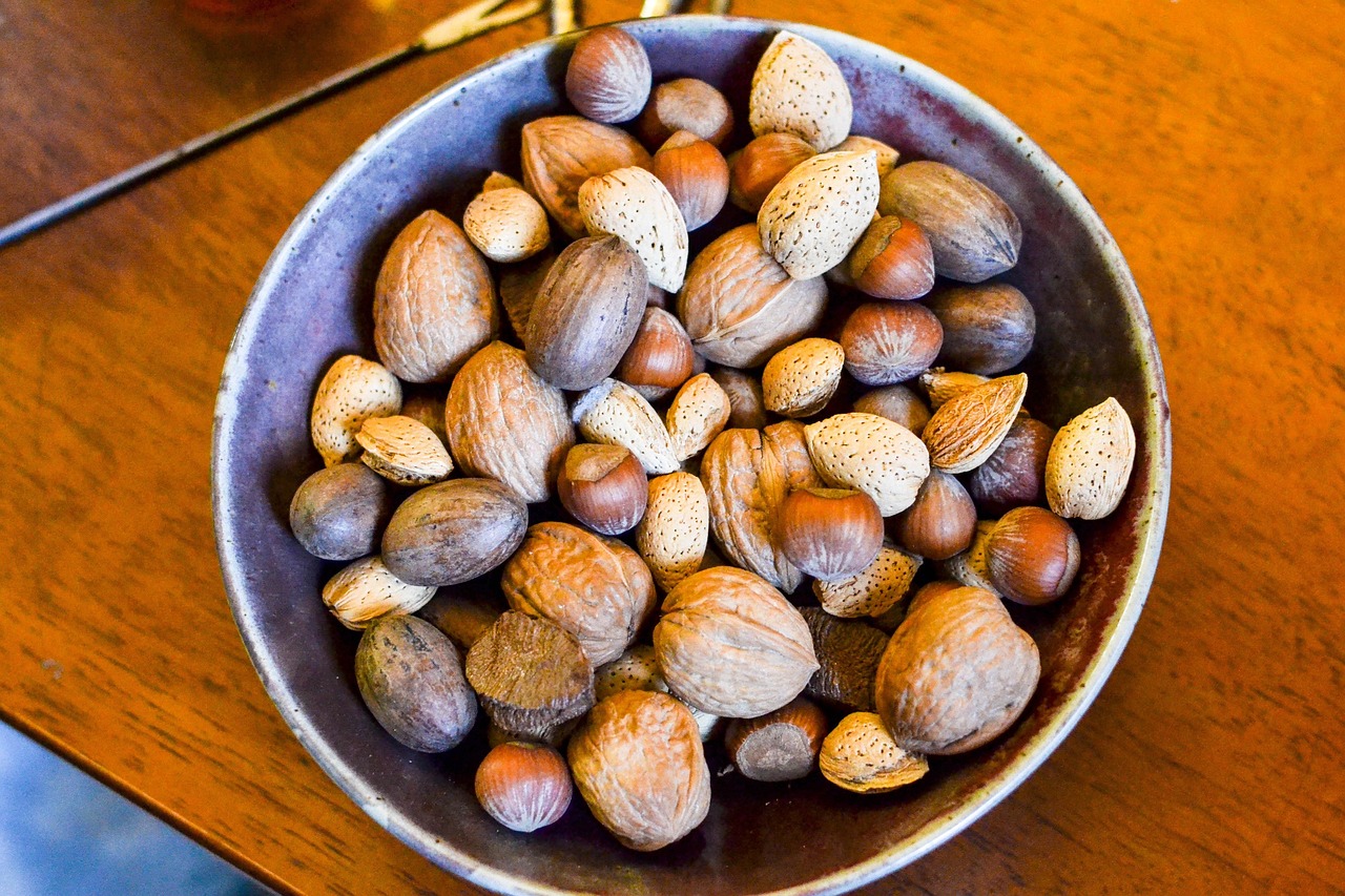 Nuts - free online jigsaw puzzle photo