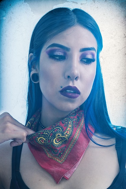 Retraro, Editorial, Tribal, Makeup