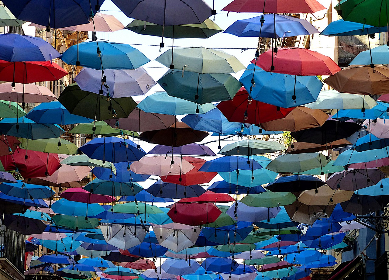 Umbrellas - free online jigsaw puzzle photo