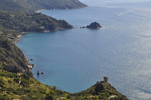 Free Tuscany Shore photo and picture