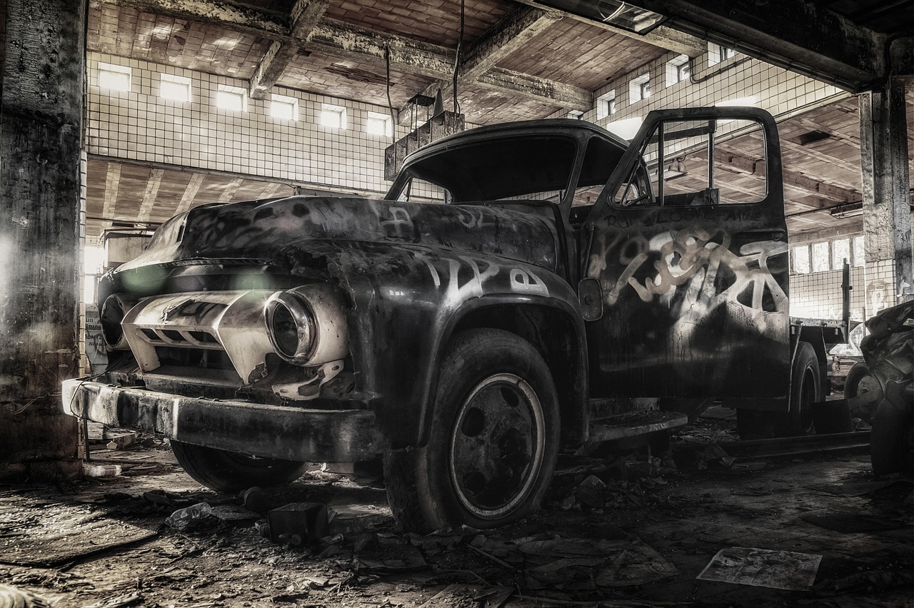 Truck - free online jigsaw puzzle photo