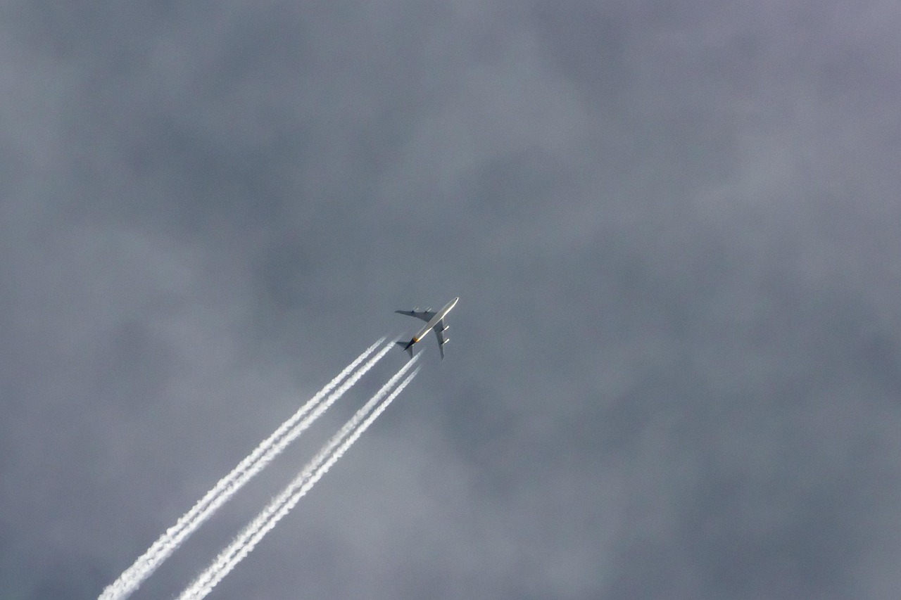 Aircraft - free online jigsaw puzzle photo