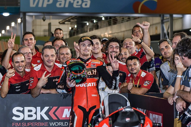 Kimi Antonelli vence em Madrid e reforça liderança do Mundial de F1