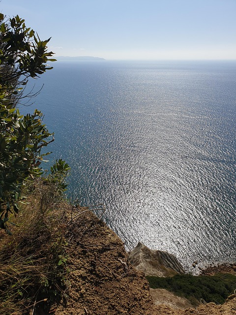 Free Cliff Horizon photo and picture