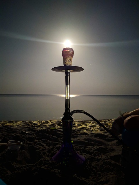 Free Moon Tobacco photo and picture
