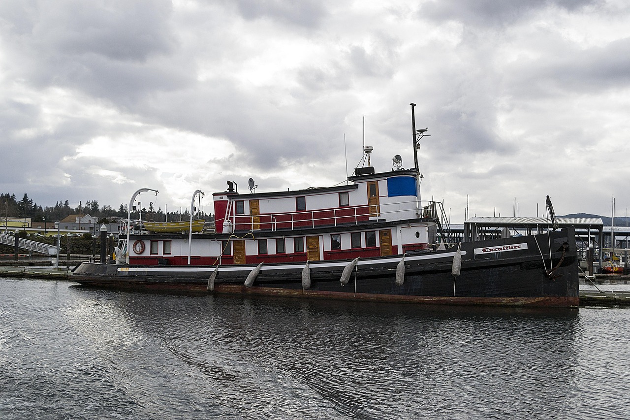 Boat - free online jigsaw puzzle photo