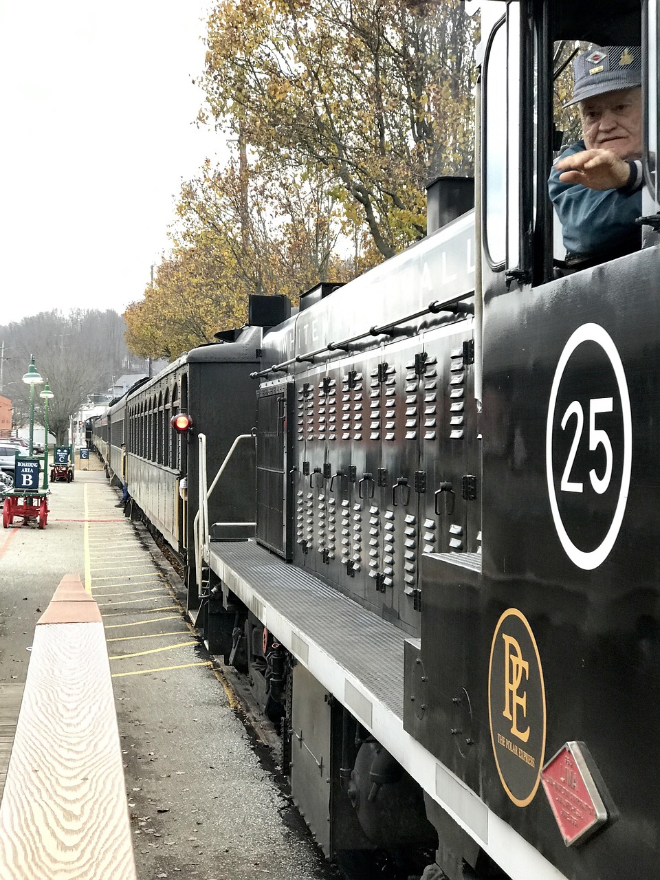 Train Locomotive Railroad - Free photo on Pixabay - Pixabay