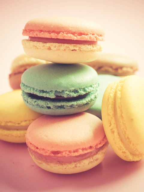 Free Macaron Sweet photo and picture
