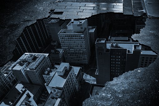 Free City Street photo and picture