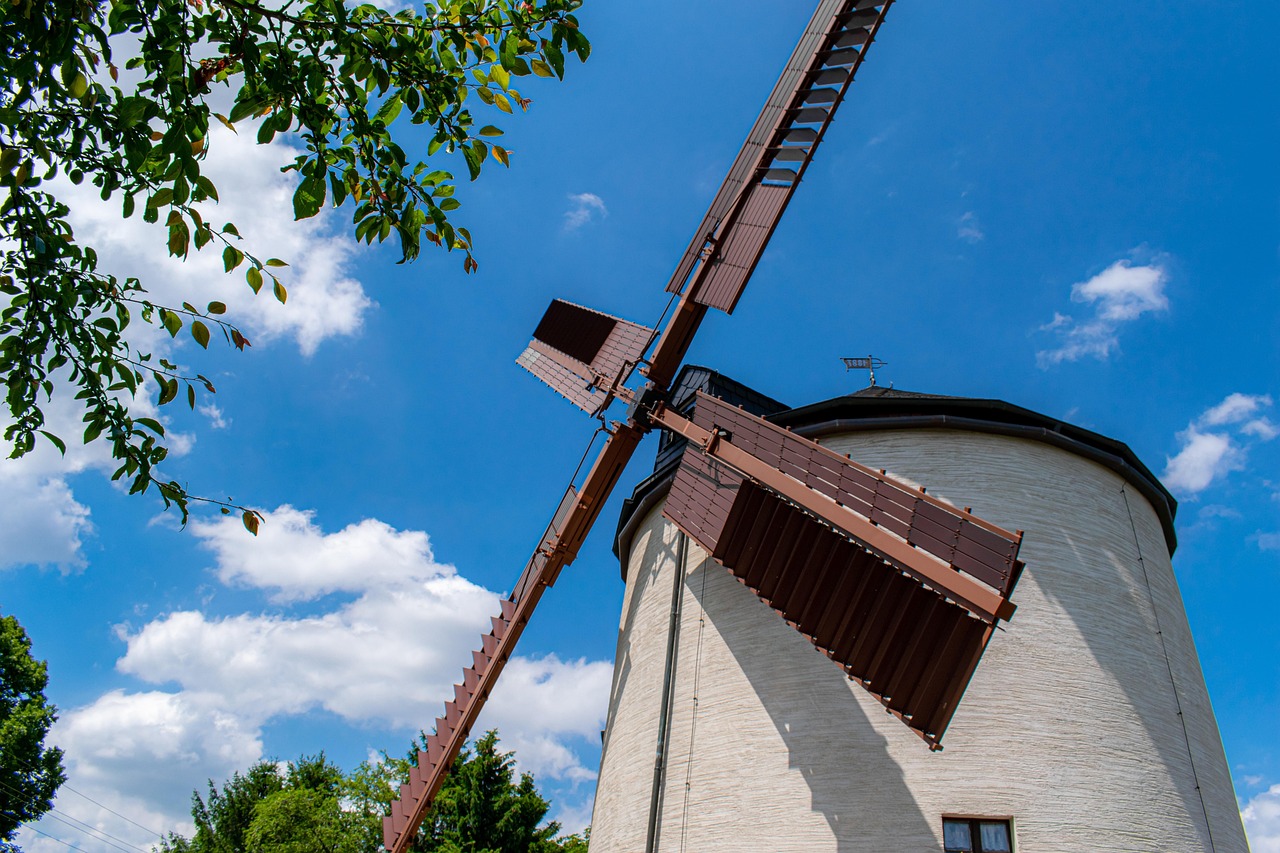 Windmill - free online jigsaw puzzle photo