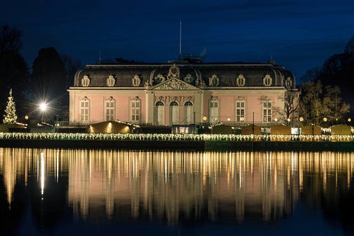 Free Castle Closed Benrath photo and picture