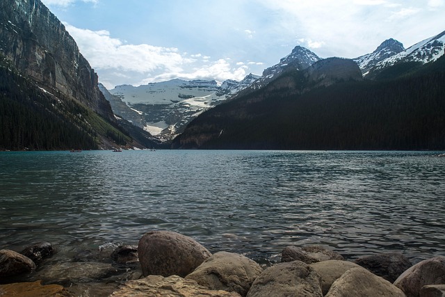 Free Canada Lake photo and picture