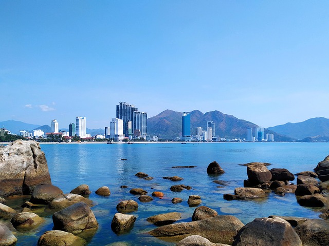 Free City View Riverside photo and picture