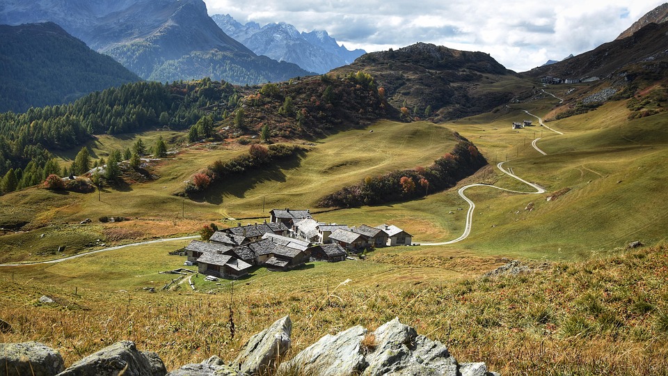 A Journey Through Portugal’s Hidden Wonders: Explore Like a Local