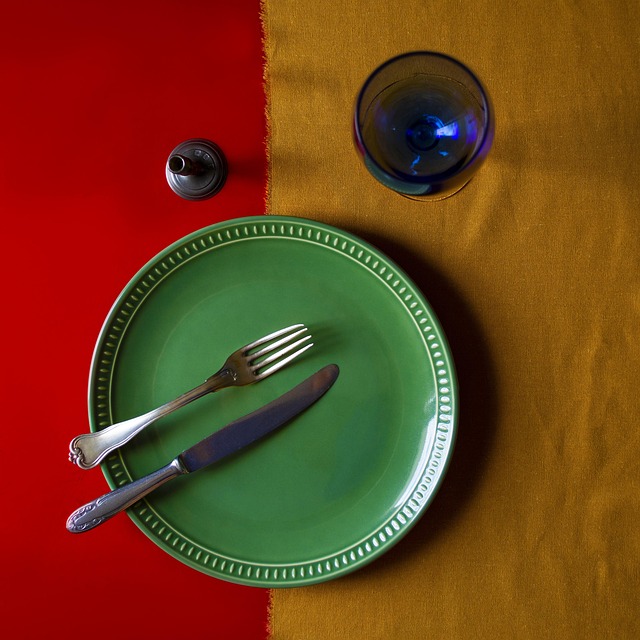 Plato, Tazón De Fuente, Cubiertos