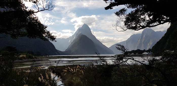 Free New Zealand Mountains photo and picture
