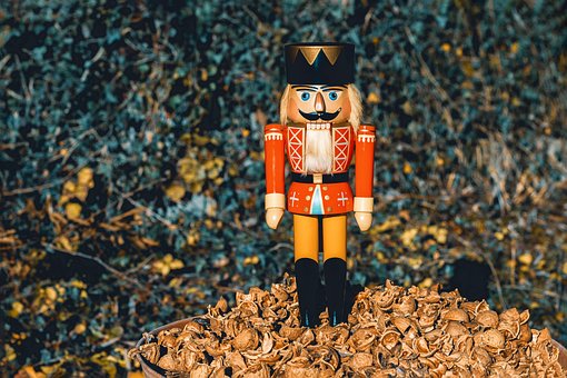 Free Nutcracker Ore Mountains photo and picture