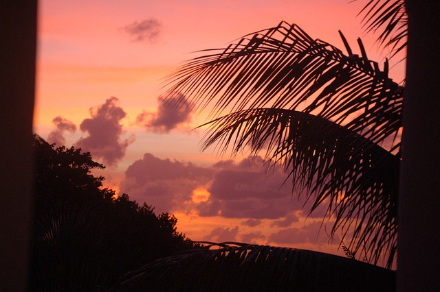 Free Atardecer Cuba photo and picture