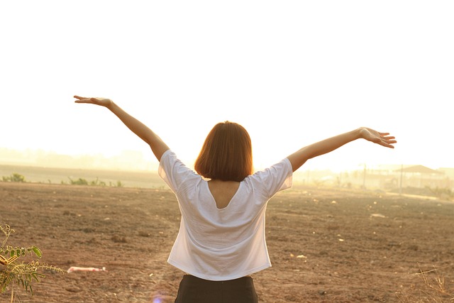 Free Morning Girl photo and picture