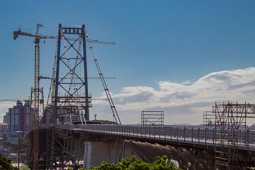 Hercilium Bridge Light, Bro