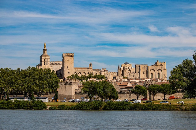 Provence, 4K Tapeta 1920X1080, Avignon