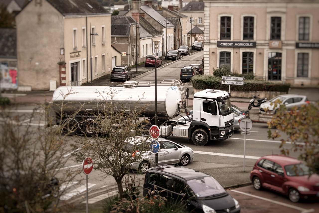 Truck - free online jigsaw puzzle photo