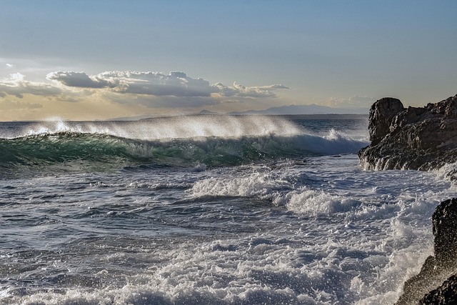 Free Waves Sea photo and picture