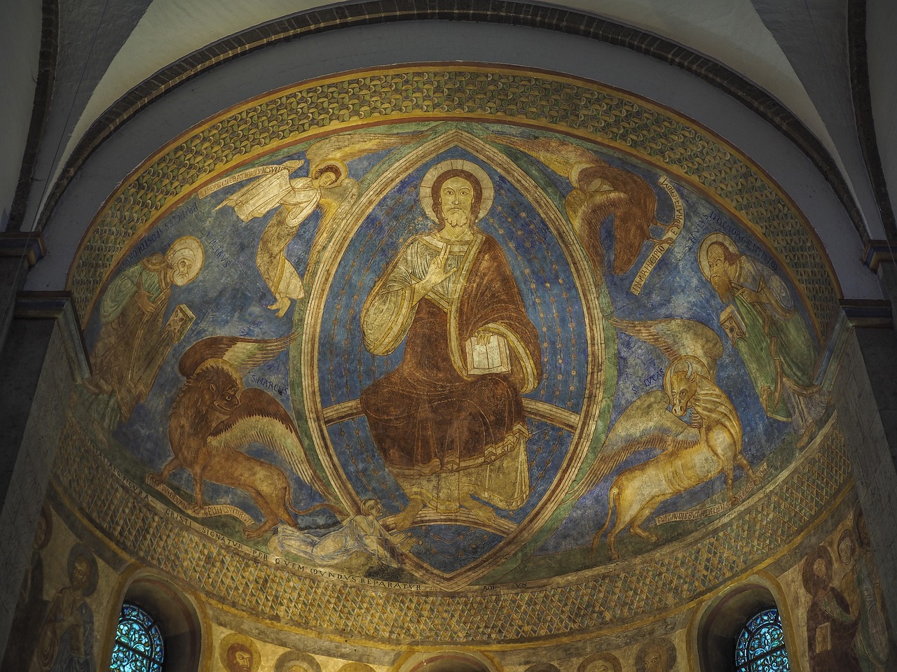 Church - free online jigsaw puzzle photo