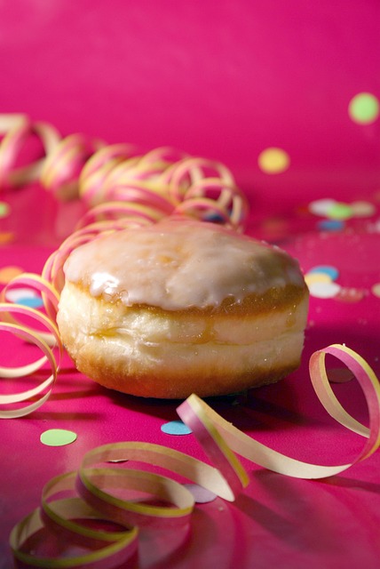 Carnival, donut, streamer and confetti — photo by randomhh